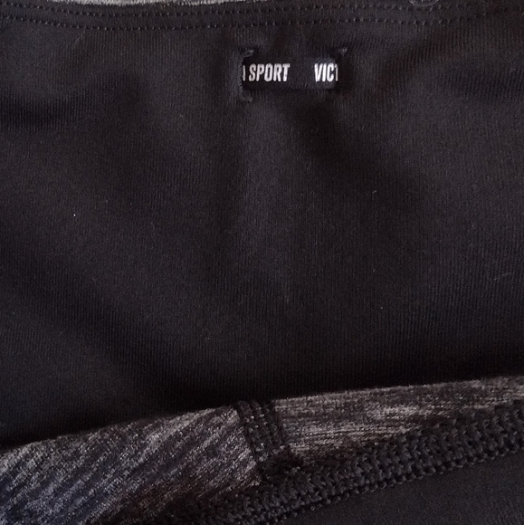 Victoria’s Secret Grey Sport Knockout Tight Leggings Cut Out Women's Size Medium - Picture 9 of 12
